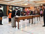menteri-koperasi-dan-ukm-teten-masduki-pelantikan-pejabat-pimpinan-tinggi-madya.jpg