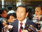 menteri-kordinator-bidang-politik-hukum-dan-keamanan-menkopolhukam-wiranto_20170309_164828.jpg