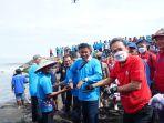 menteri-kp-di-padang.jpg