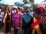 menteri-pemberdayaan-perempuan-dan-perlindungan-anak-yohana-yembis_20161015_193523.jpg