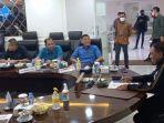 menteri-pemuda-dan-olahraga-menpora-zainudin-amali-saat-memimpin-rapat.jpg