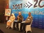 menteri-perdagangan-enggartiasto-lukita_20180104_175640.jpg