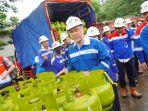 menteri-perdagangan-mendag-zulkifli-hasan-mengecekgas-elpiji-3-kg.jpg