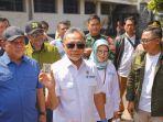 menteri-perdagangan-zulkifli-hasan-di-rumah-potong-hewan-rph-ciroyom-bandung-jawa-barat.jpg