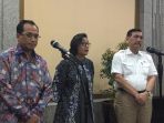 menteri-perhubungan-budi-karya-sumadi-di-kantor-kemenhub-jakarta-pusat-kamis-122018_20180202_020636.jpg