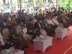 menteri-pertahanan-ri-menhan-saat-memberi.jpg