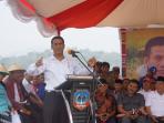 menteri-pertanian-amran-sulaiman-beri-sambutan-di-kab-kolaka_20151026_112211.jpg