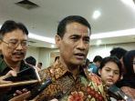 menteri-pertanian-amran-sulaiman_20180531_003447.jpg