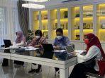 menteri-siti-dan-agus-nih3.jpg
