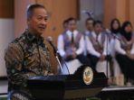 menteri-sosial-ri-agus-gumiwang-kartasasmita.jpg