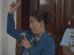 menteri-susi-pudjiastuti-beri-sambutan-di-acara-mou_20160524_145855.jpg