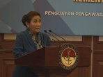 menteri-susi-pudjiastuti-beri-sambutan-di-acara-mou_20160524_150037.jpg