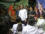 menteri-tenaga-kerja-hanif-dakiri-blusukan_20150118_153622.jpg