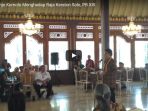 menteri-tjahjo-kumolo-menghadap-raja-keraton-solo-pb-xiii_20170822_171107.jpg