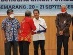 menteri-trenggono-saat-menjadi-keynote-speaker-fqf2eq.jpg
