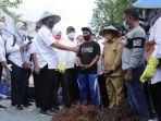 menteri-trenggono-siapkan-solusi-penyakit-rumput-laut-di-jailolo.jpg