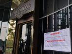 menyegel-holywings-di-kawasan-senayan.jpg