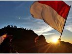 merayakan-kemerdekaan-ri-dengan-mendaki-gunung_20180805_140530.jpg