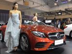 mercedes-benz-e-300-coupe-di-pameran-giias-2017_20170811_113803.jpg
