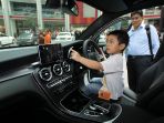 mercedes-benz-perkenalkan-dua-varian-barunya-di-jakarta_20180127_145912.jpg