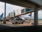 merpati-Air-di-bandara-hasanuddin-makassar.jpg