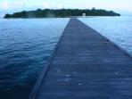 meski-pulau-sangalaki-menjadi-salah-satu-destinasi-wisata_20150816_123851.jpg