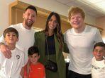 messi-saat-dikunjungi-ed-sheeran.jpg