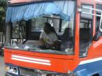 metromini-tabrak-anak-kecil_20151216_103727.jpg