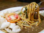 Merasa Mudah Lapar Saat Hujan? Ini Penjelasan Ilmiahnya