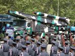 militer-iran-pamer-rudal-terbarunya_20240418_012322.jpg