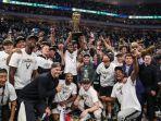 milwaukee-bucks-berselebrasi-memenangkan-final-nba-2021.jpg
