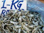 mimpi-makan-ikan-asin.jpg