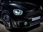 mini-countryman-blackheath-edition-meluncur.jpg