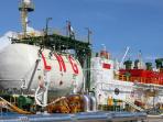 mini-terminal-lng-benoa-pertama-di-indonesia-dan-asia-tenggara_20160808_151252.jpg