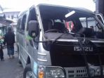 minibus-tabrak-rumah_20180902_172130.jpg