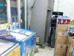 minimarket-di-jalan-kampung-bedeng-kelurahan-telaga-ask.jpg