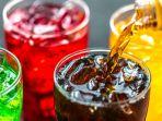 minuman-bersoda-sebaiknya-dihindari-saat-berbuka-puasa.jpg