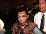 misbakhun-berbatik.jpg