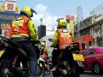 mitra-driver-get-saat-mengantarkan-rekan-media-berkeliling-kota-bangkok.jpg