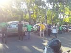 mitra-driver-gojek-ikut-bantu-kelancaran-lalu-lintas-di-jl-arjuno_20180513_164412.jpg