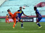 mitra-kukar-kalah-0-2-dari-persiraja-banda-aceh_20191109_205413.jpg
