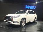 mitsubishi-outlander-phev___1.jpg