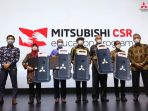 mmksi-donasikan-kendaraan-praktikum-5-smk-terpilih_20220407_205521.jpg