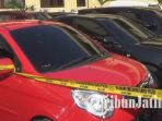 mobil-bupati-mojokerto-disita-kpk_1_20180506_061813.jpg