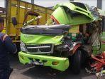 mobil-elf-angkut-rombongan-siswa-mtsn-2-cirebon-yang-terlibat-kecelakaan.jpg