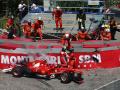 mobil-felipe-massa-hancur-setelah-mengalami-kecelakaan-di-monaco.jpg