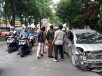mobil-hancur_20170515_122050.jpg