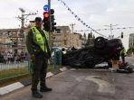 mobil-itamar-ben-gvir-kecelakaan-dan-terbalik-saat-menerobos-lampu-merah.jpg