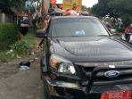 mobil-jenis-ford-ranger-ini-digunakan-untu-mengangkut-sampah_20171127_153321.jpg