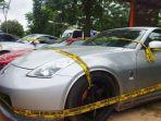 mobil-mewah-disita-di-batam_1.jpg